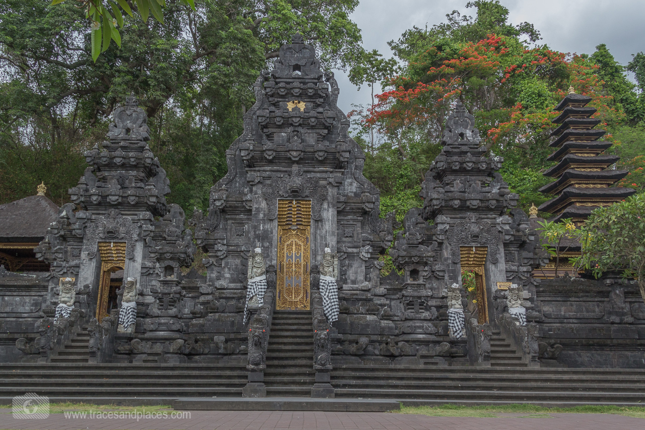 Bali - Ostbali - Goa Lawah - Tempel