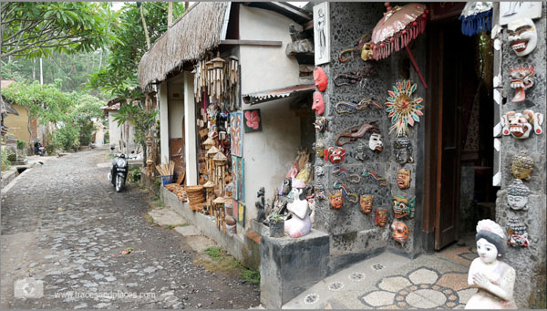Bali - Ostbali - Tenganan - Shops