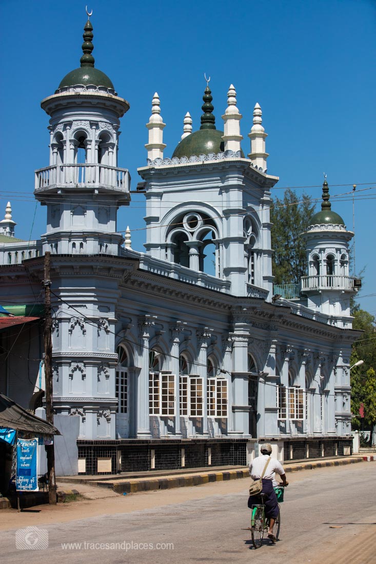 Kaladan Mosque frisch renoviert in Mawlamyaing